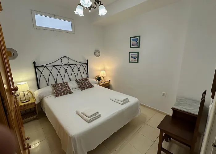 Spacious Family Aljamar 8a