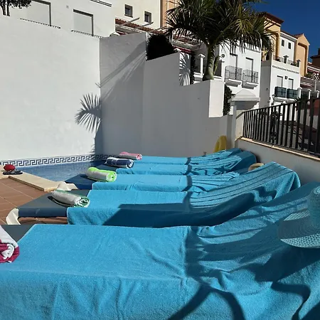 Spacious Family Aljamar 8a