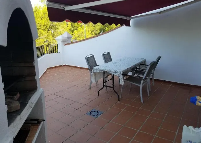 Willa Spacious Family Aljamar 8a Nerja