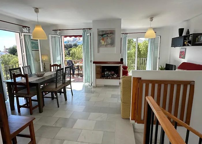 Spacious Family Aljamar 8a Willa Nerja