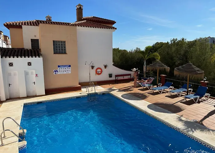 Spacious Family Aljamar 8a