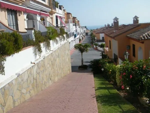 Willa Spacious Family Aljamar 8a