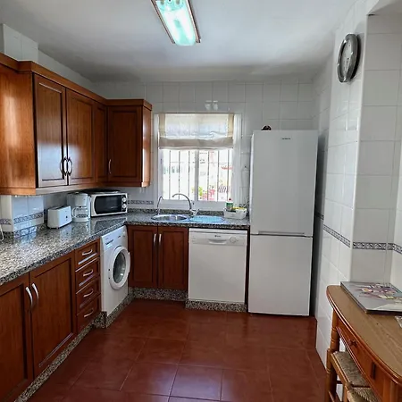Spacious Family Aljamar 8a * נרחה